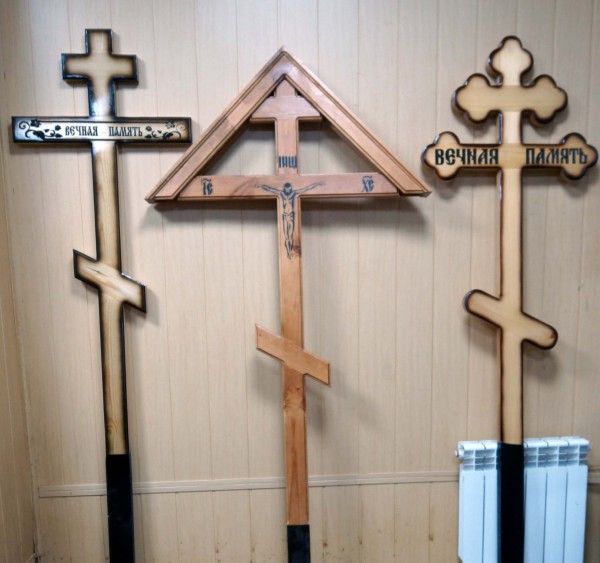 кресты деревянные